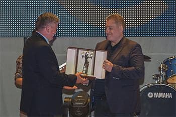 Awards and incentives Awards and incentives